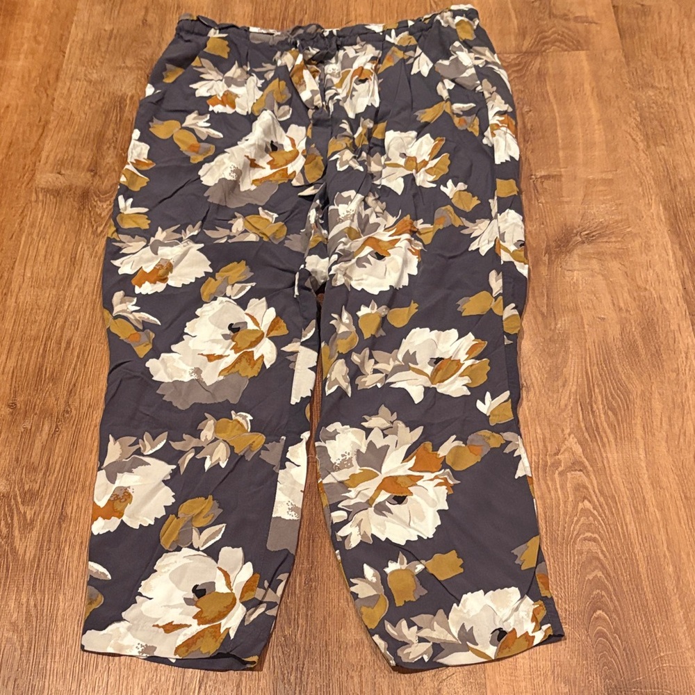 Old Navy Floral Ankle Pants
